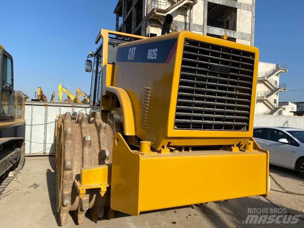 CAT 826 G Nabijači zemlje