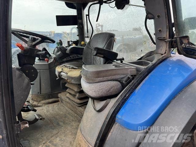 New Holland T6030 Traktori