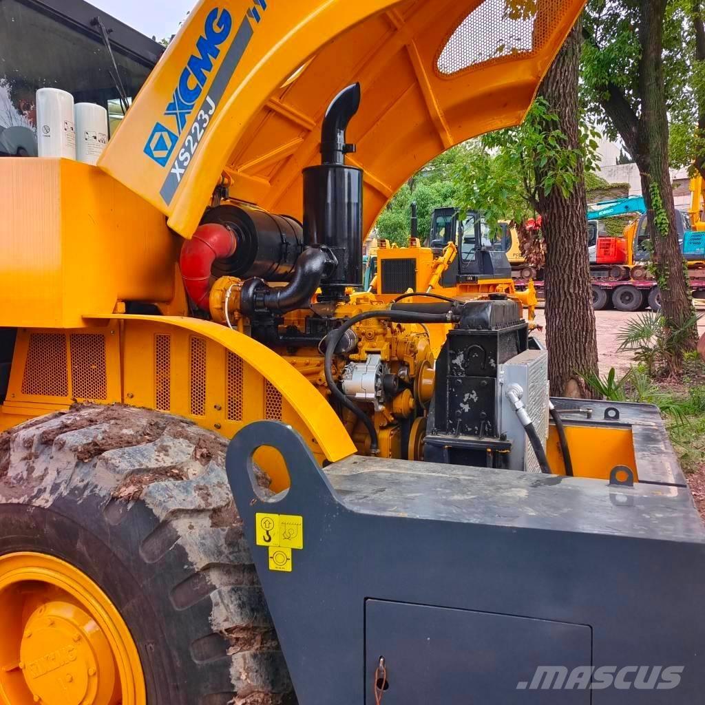 XCMG XS 223 J Valjci sa jednim bubnjem