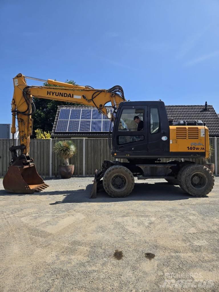 Hyundai Robex 140 W Bageri točkaši