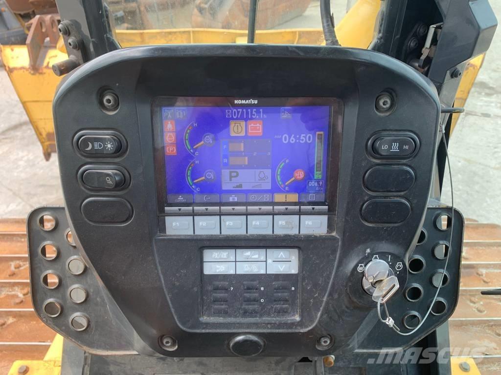 Komatsu D 61 PXI-23 Buldožeri guseničari
