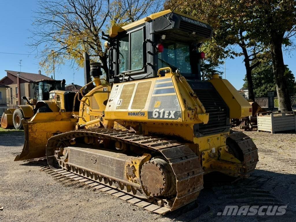 Komatsu D 61 EX-24 Buldožeri guseničari