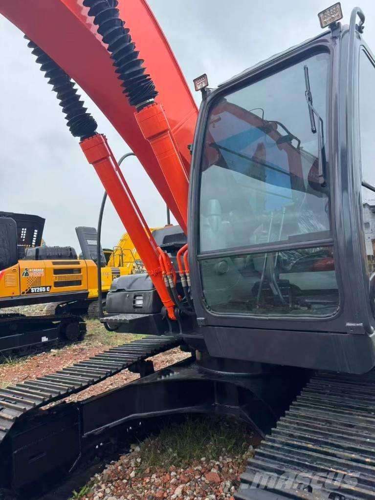 Hitachi ZX 200 Bageri guseničari