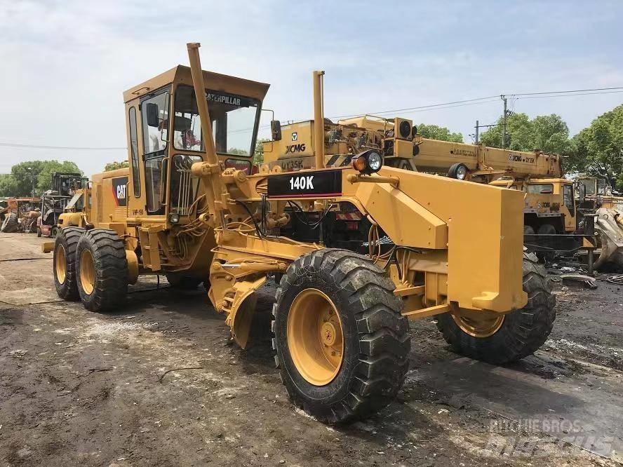 CAT 140 Grejderi
