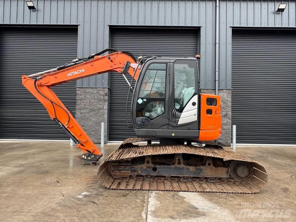 Hitachi ZX 85 US-6 Midi bageri 7t – 12t