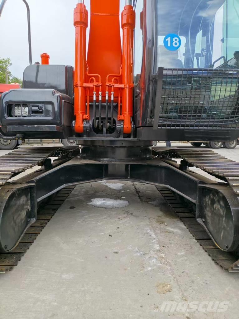 Hitachi ZX 120 Bageri guseničari