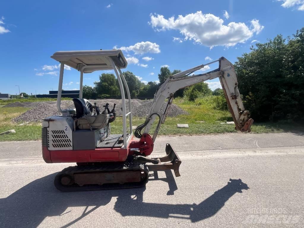 Takeuchi TB 016 Bageri guseničari
