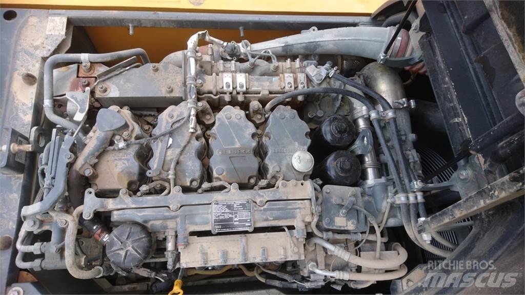 Liebherr R924LC Bageri guseničari