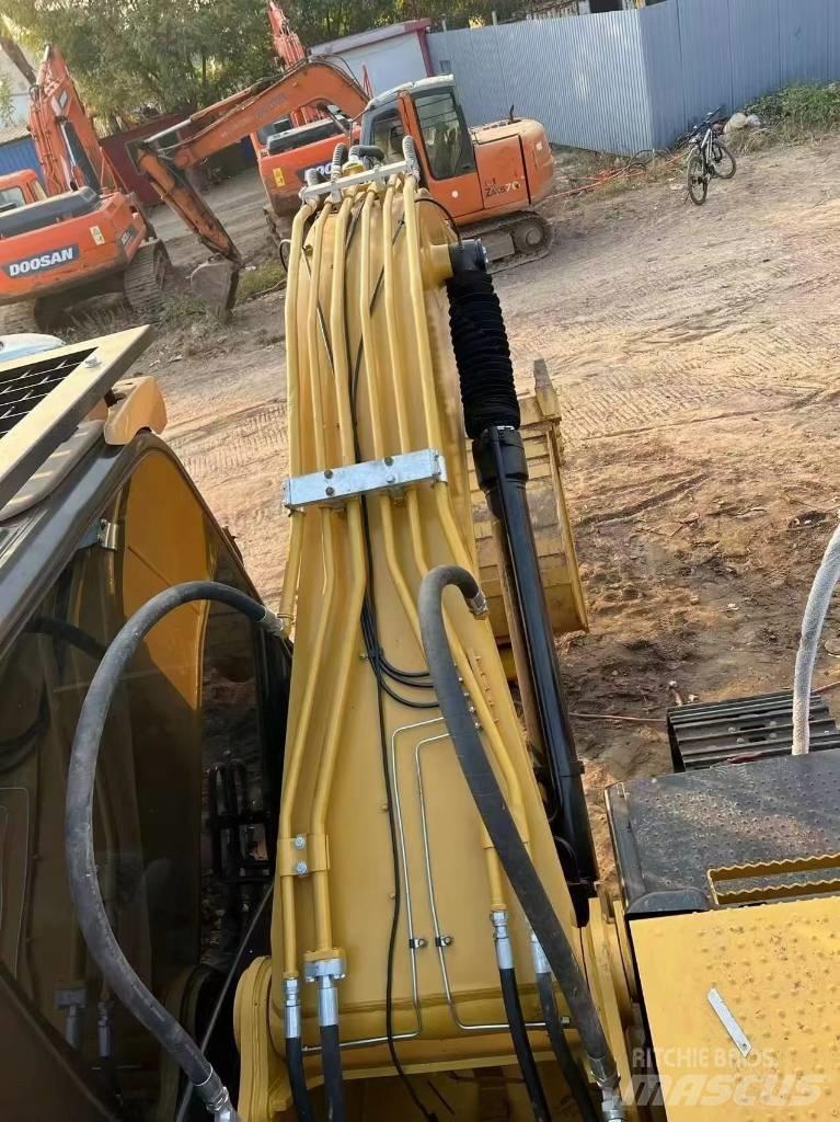 CAT 320 D Bageri guseničari