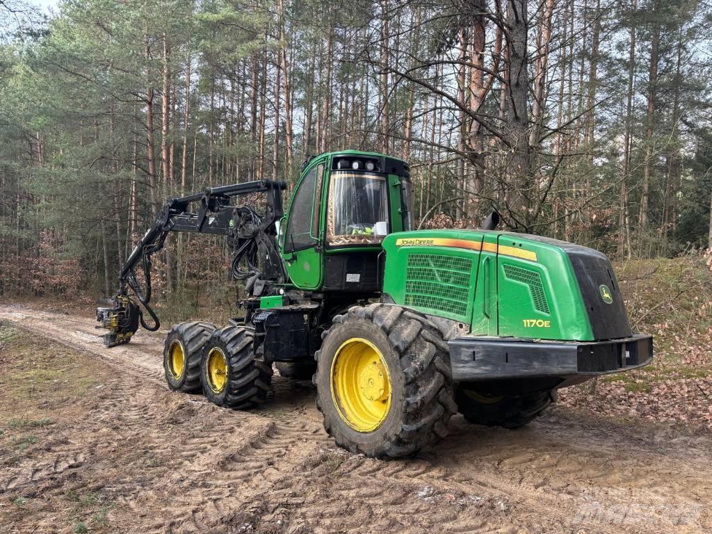 John Deere 1170 E Harversteri