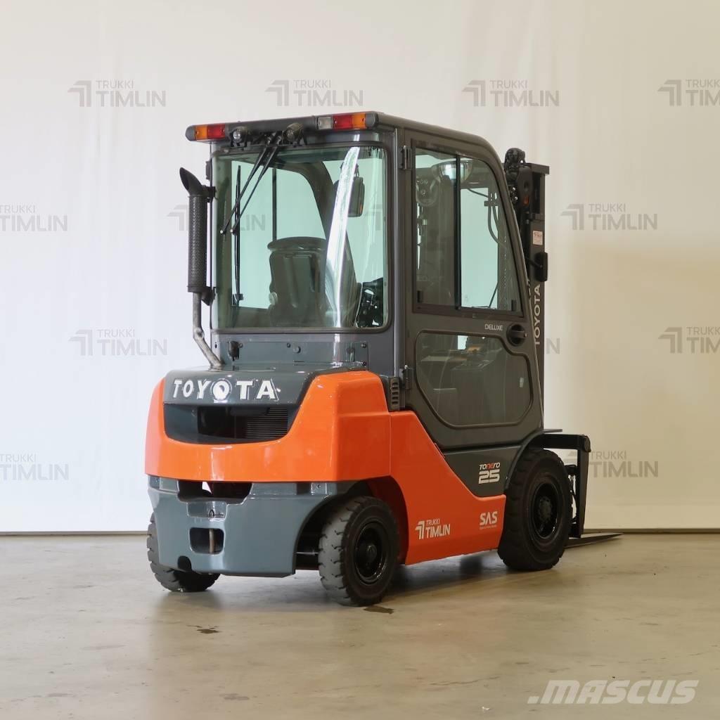 Toyota 52-8FDF25 Dizelski viljuškari