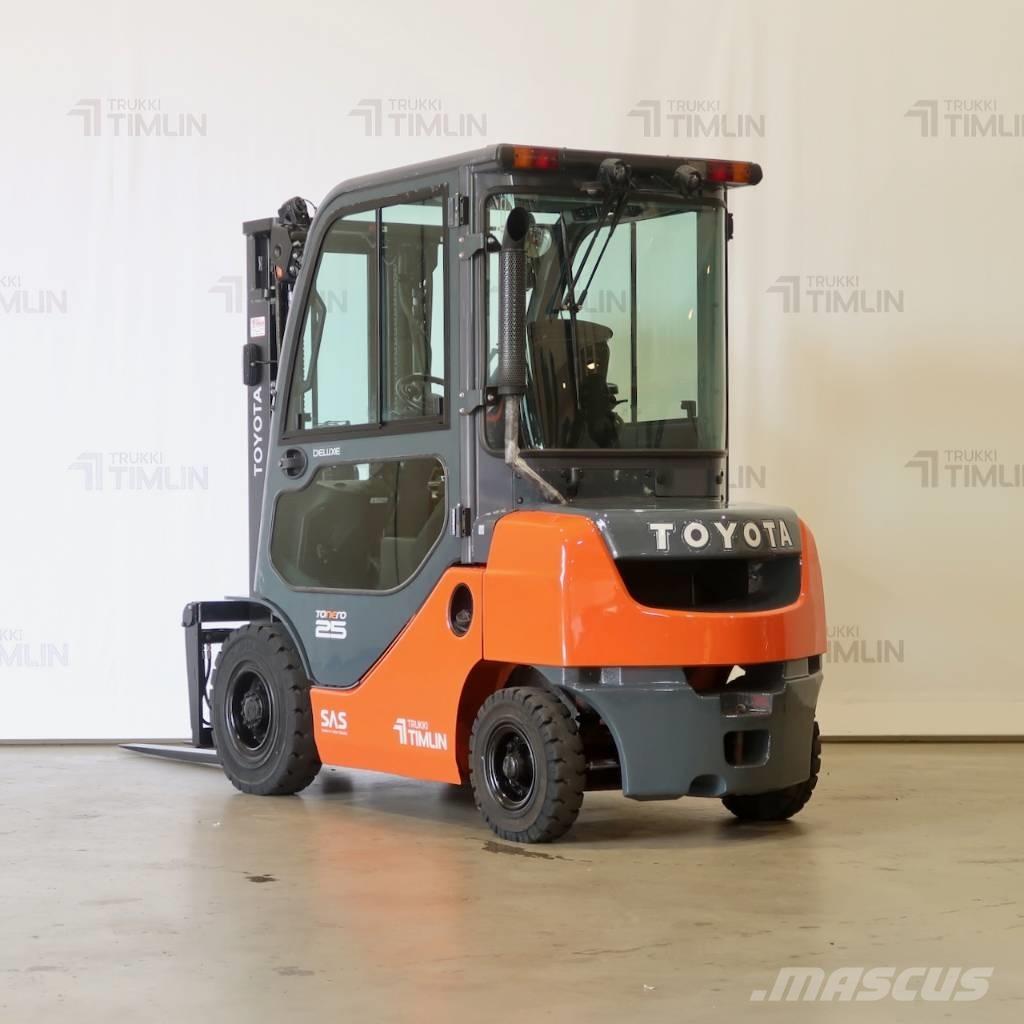 Toyota 52-8FDF25 Dizelski viljuškari