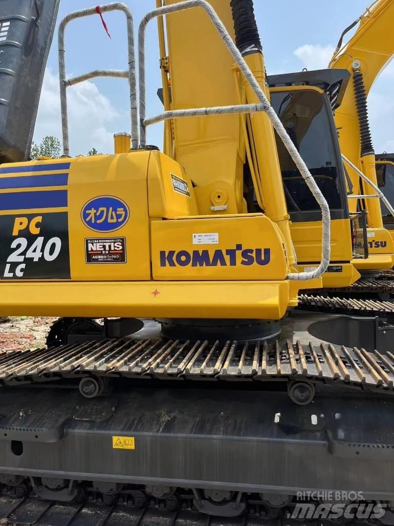 Komatsu PC 240-8 Bageri guseničari