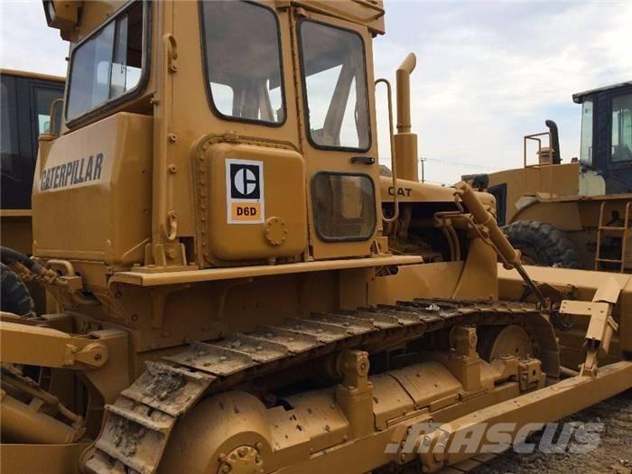 CAT D 6 D LGP Buldožeri guseničari