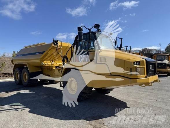 CAT 725C2 Kamioni za vodu