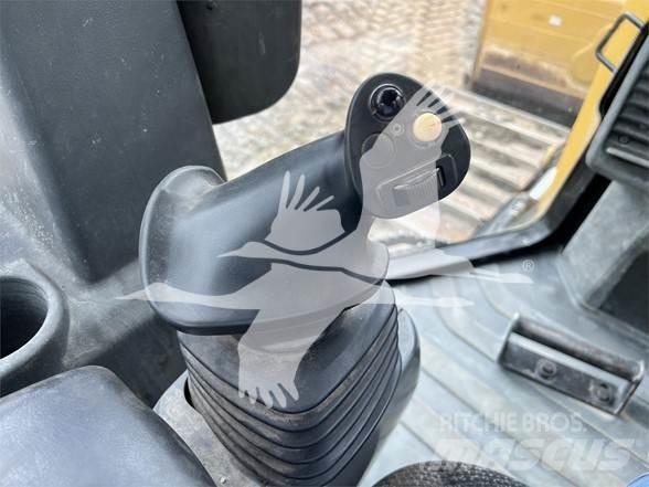 CAT D6K2 LGP Buldožeri guseničari
