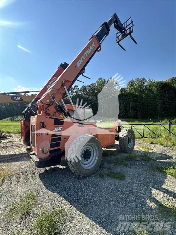 SkyTrak 6042 Teleskopski viljuškari