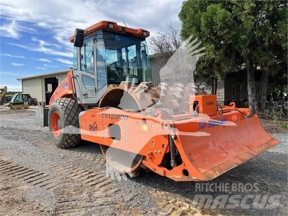 XCMG CV123PDU Valjci sa jednim bubnjem