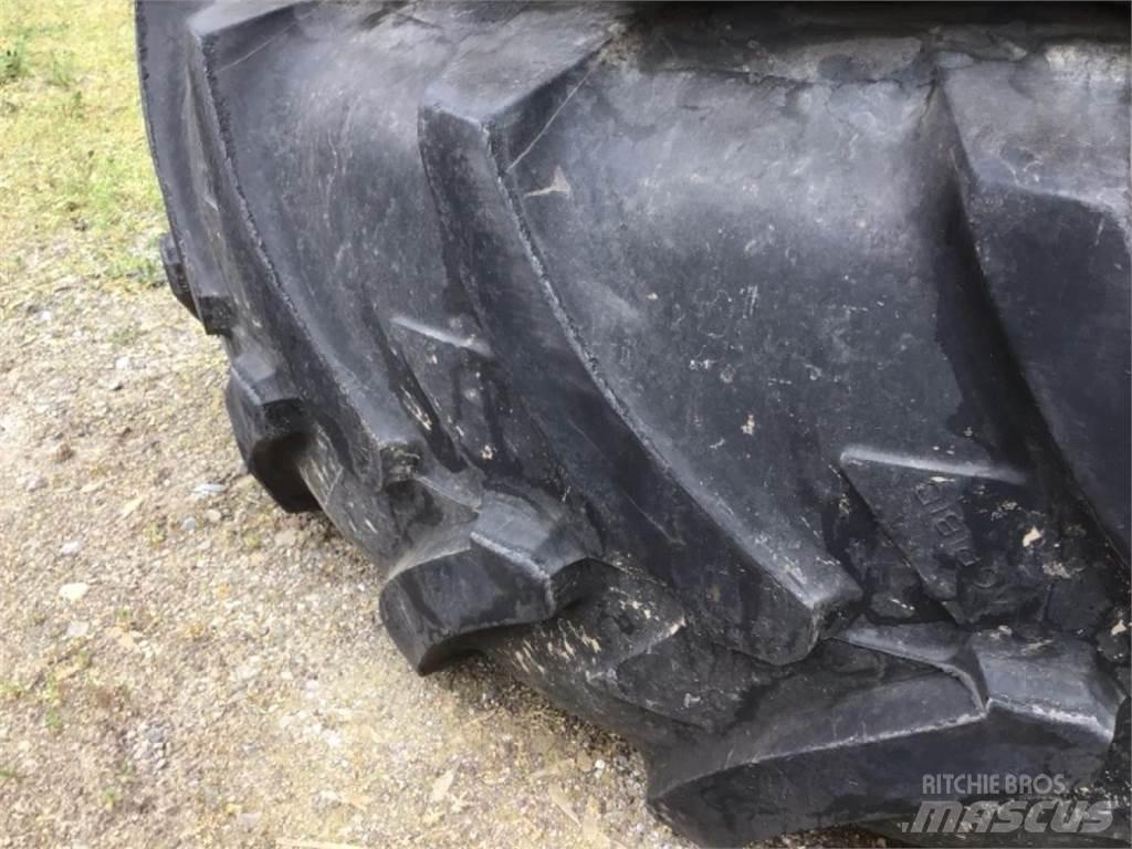 Michelin 420/85R34 Gume, točkovi i felne