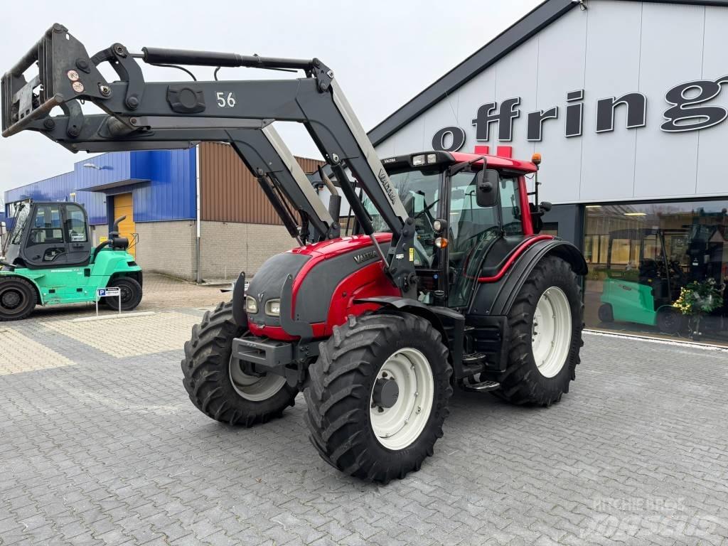 Valtra N 101 Traktori