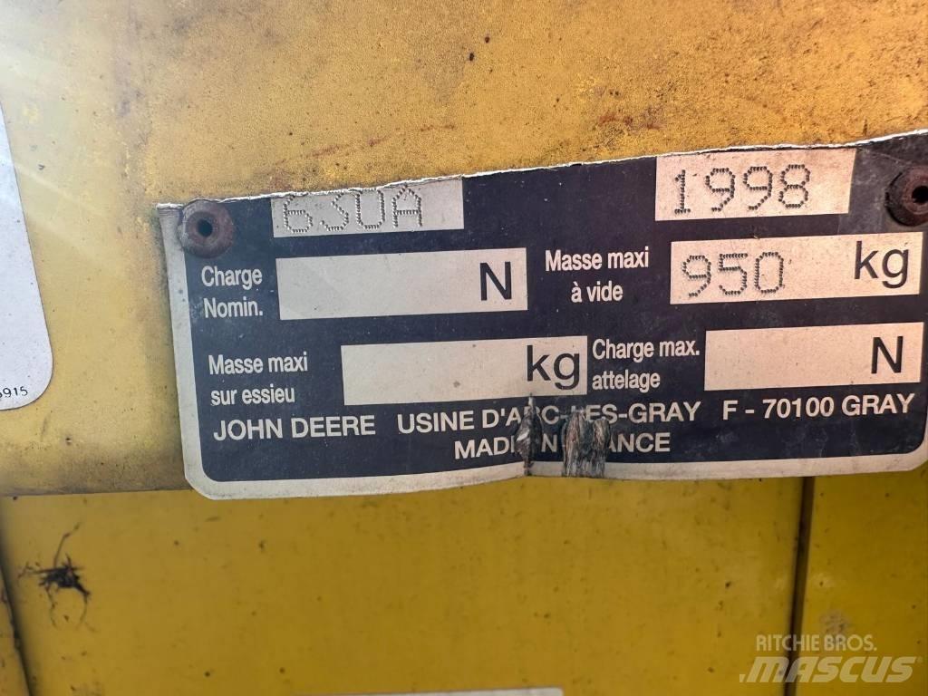 John Deere 7200 Mašine za stočnu hranu sa sopstvenim pogonom