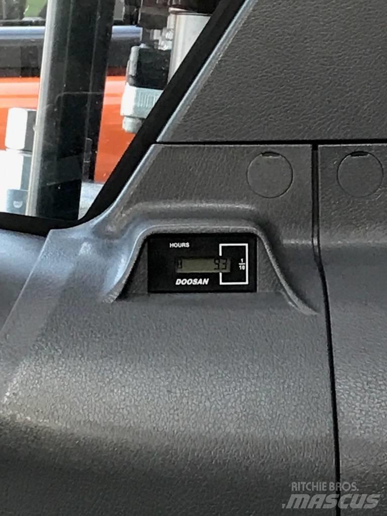 Develon DX 210 W-7 Bageri točkaši