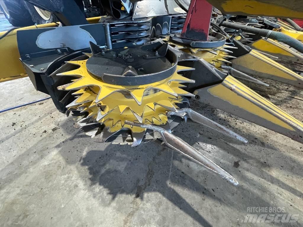 New Holland FR 650 Mašine za stočnu hranu sa sopstvenim pogonom
