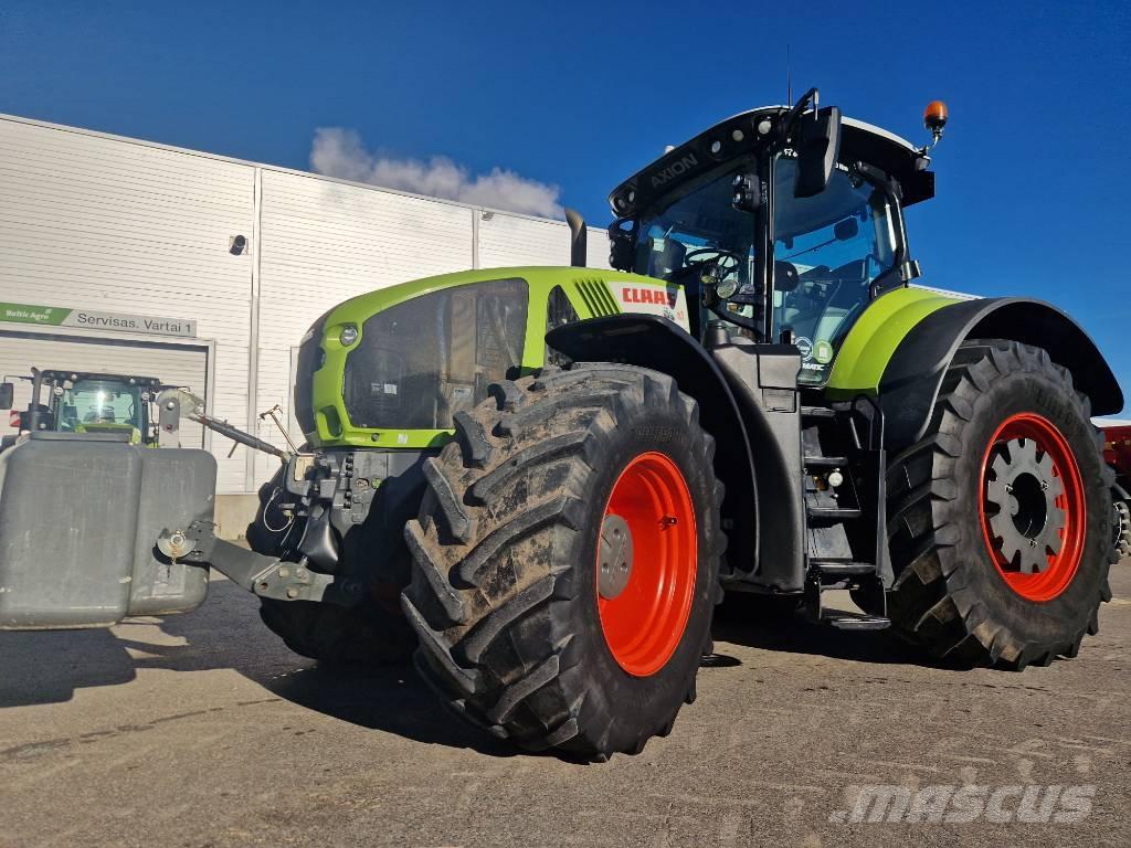 CLAAS Axion 960 Traktori