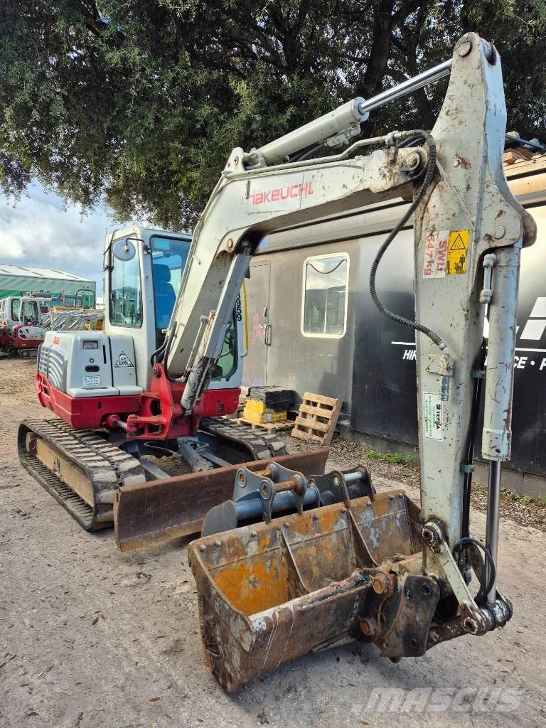 Takeuchi TB250 Mini bageri < 7t