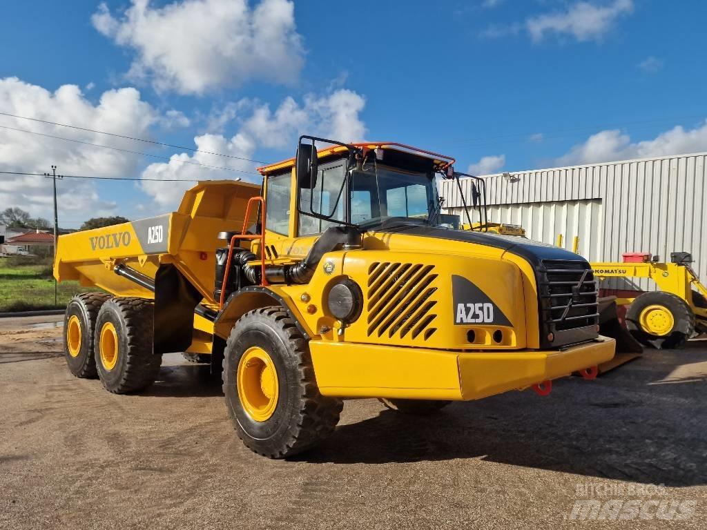 Volvo A 25 D Zglobni damperi