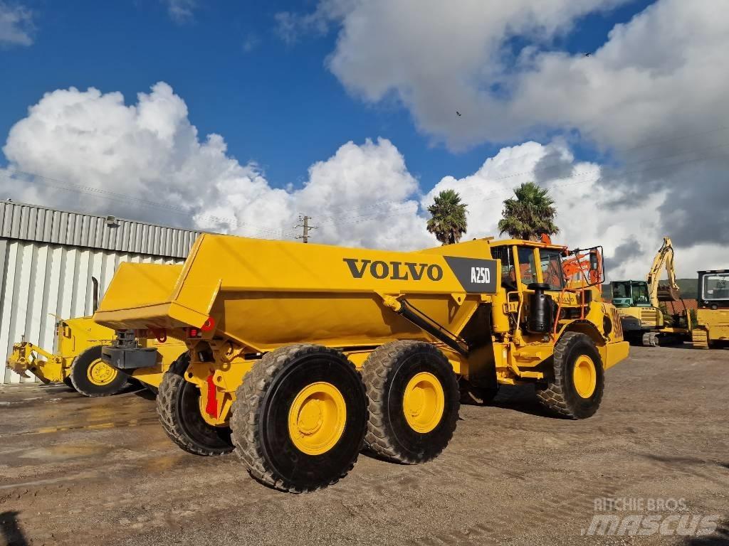Volvo A 25 D Zglobni damperi