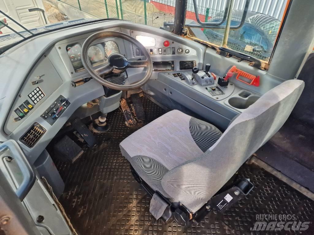Volvo A 25 D Zglobni damperi