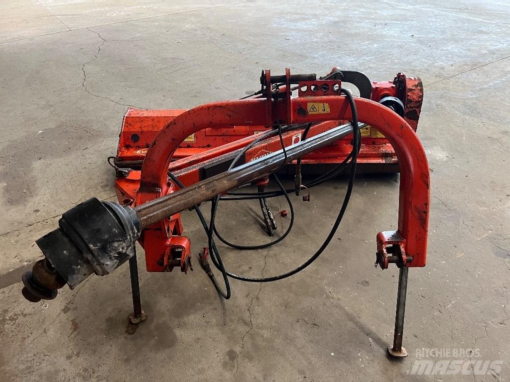 Kuhn TB 211 Kosilice za livade