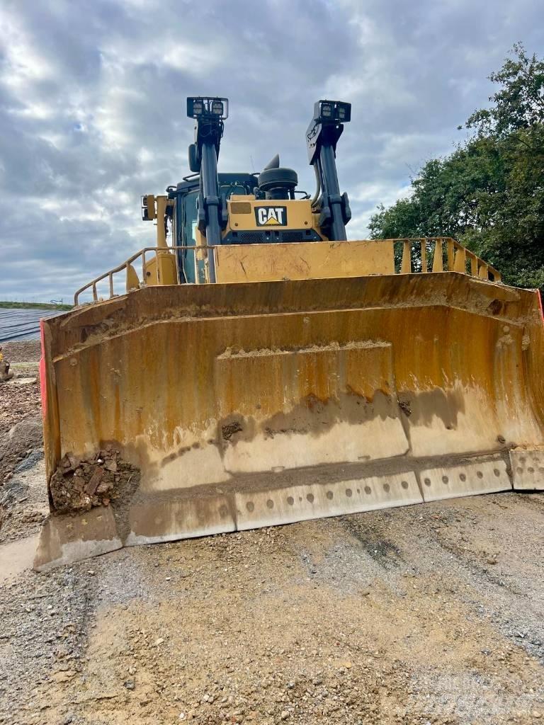 CAT D 8 T Buldožeri guseničari