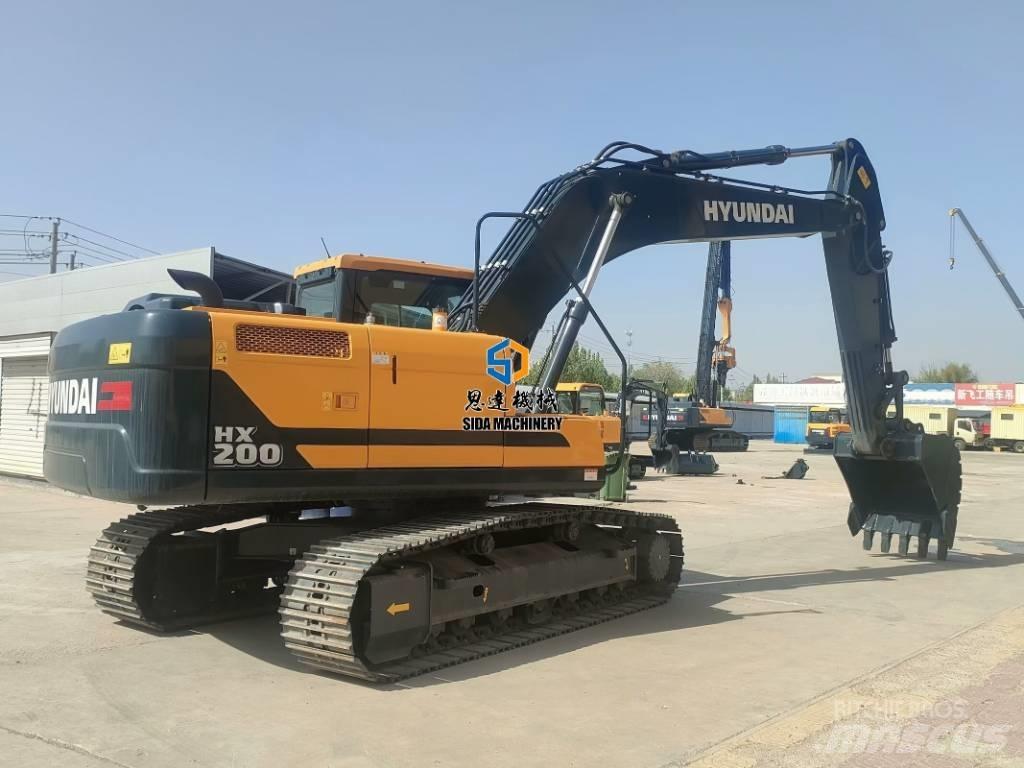 Hyundai HX200N Midi bageri 7t – 12t