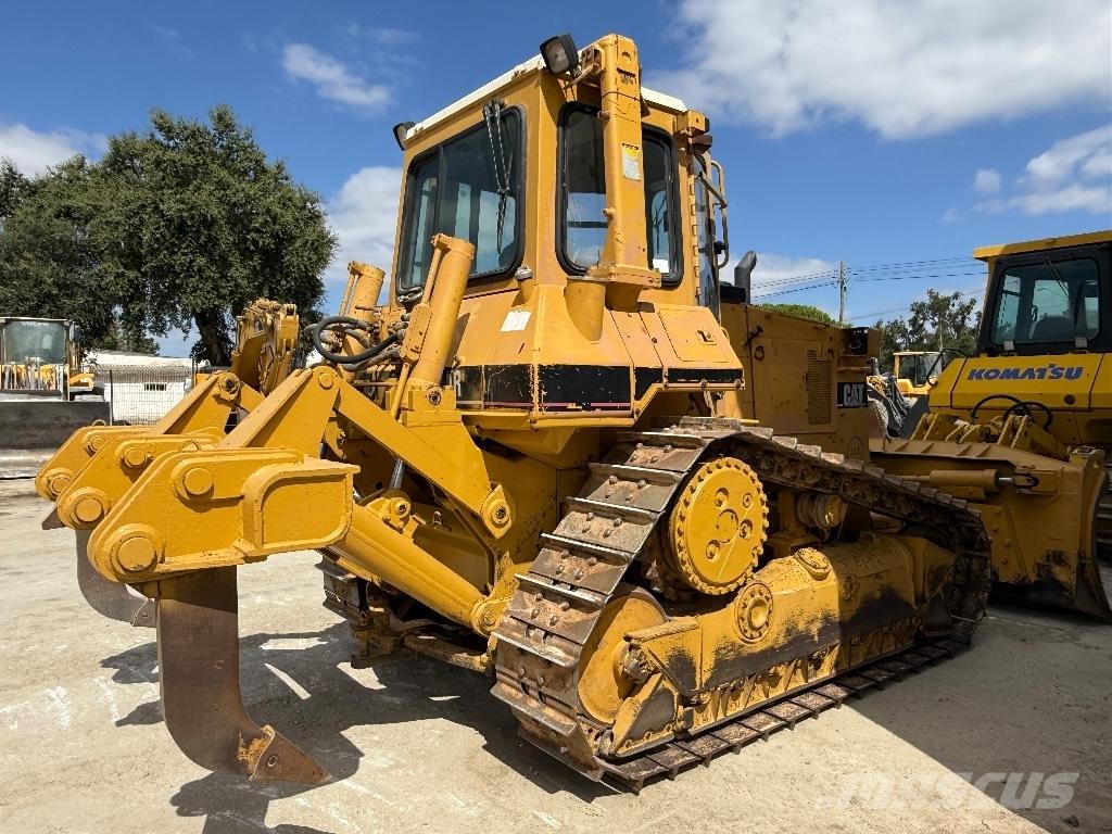 CAT D 5 H Buldožeri guseničari