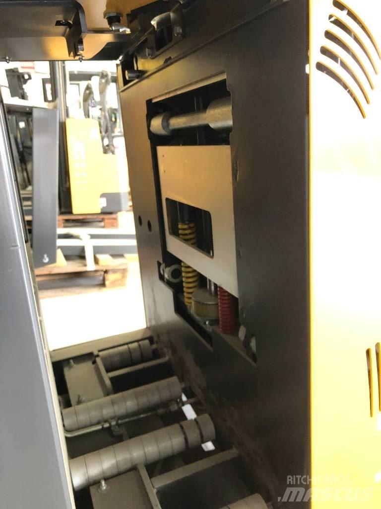 Atlet PLP200P Nisko podizni električni viljuškar sa stajalištom