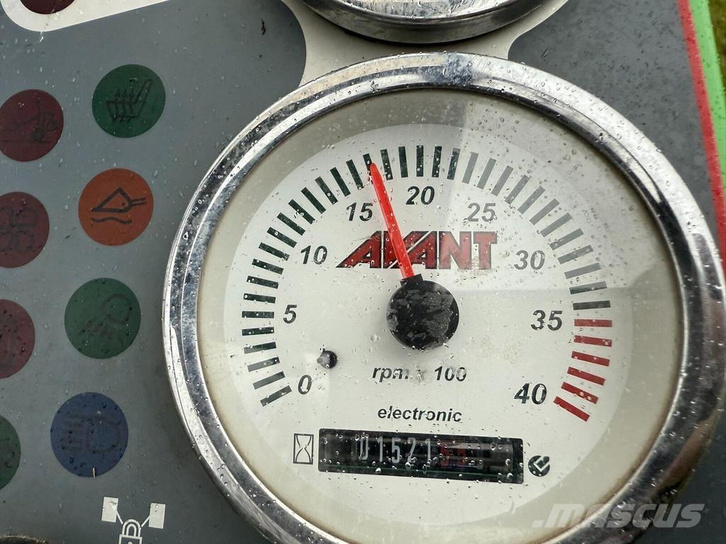 Avant 635 Utovarivači na točkove