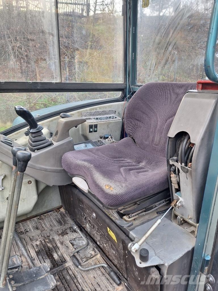 Volvo EC 25 Mini bageri < 7t