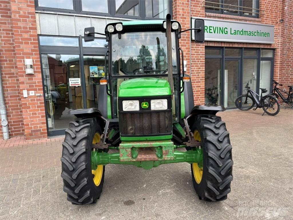 John Deere 5510 Traktori