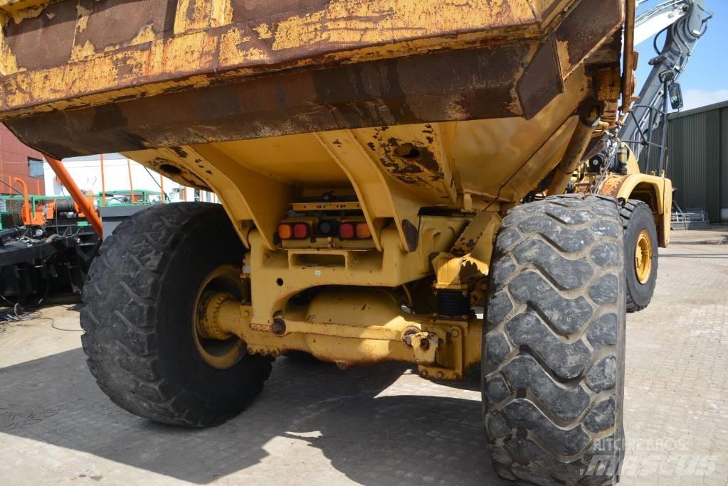 CAT 735 Zglobni damperi