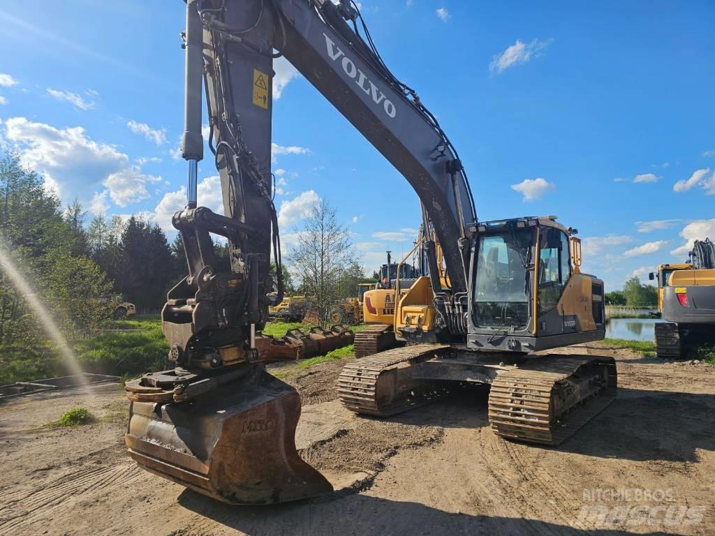 Volvo EC220EL Bageri guseničari