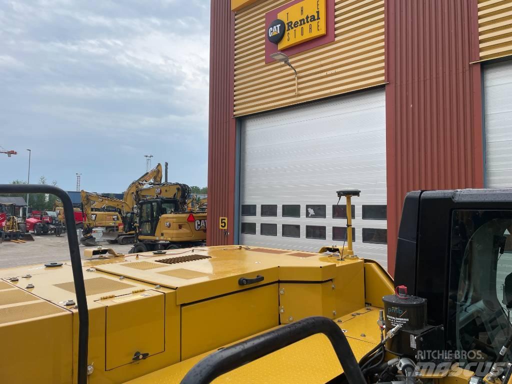 CAT 330 Bageri guseničari