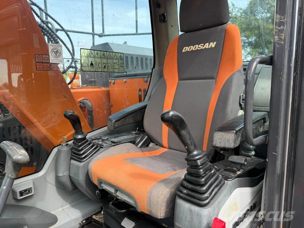 Doosan DX 140 LCR-5 Bageri guseničari