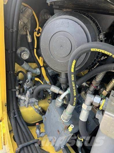 Bomag BW 161 AD-4 Valjci sa duplim bubnjem