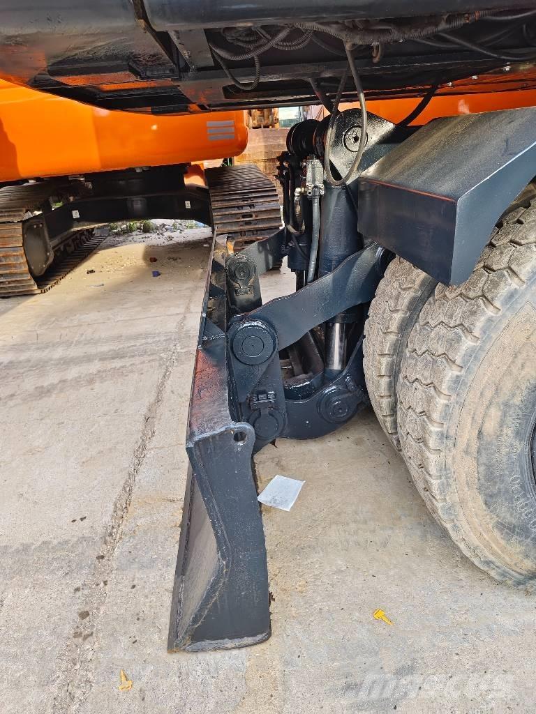 Hyundai R210W-9 Bageri točkaši