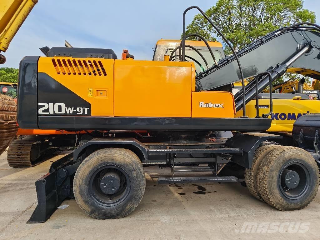 Hyundai R210W-9 Bageri točkaši