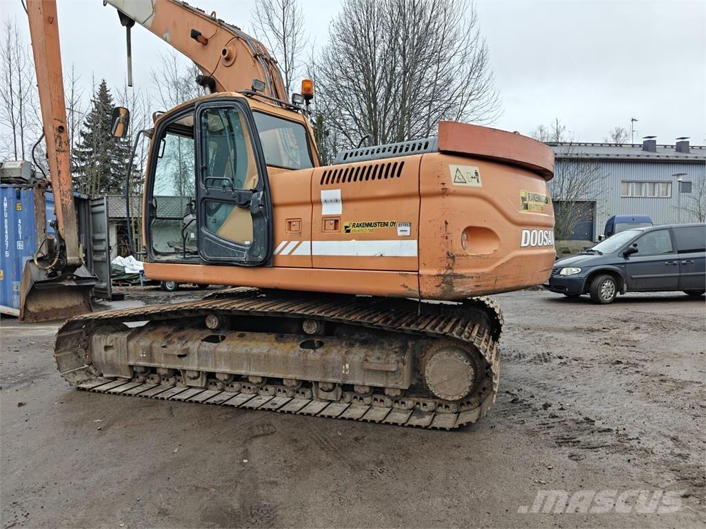 Doosan DX 225 LC Polovni bageri sa dugom rukom
