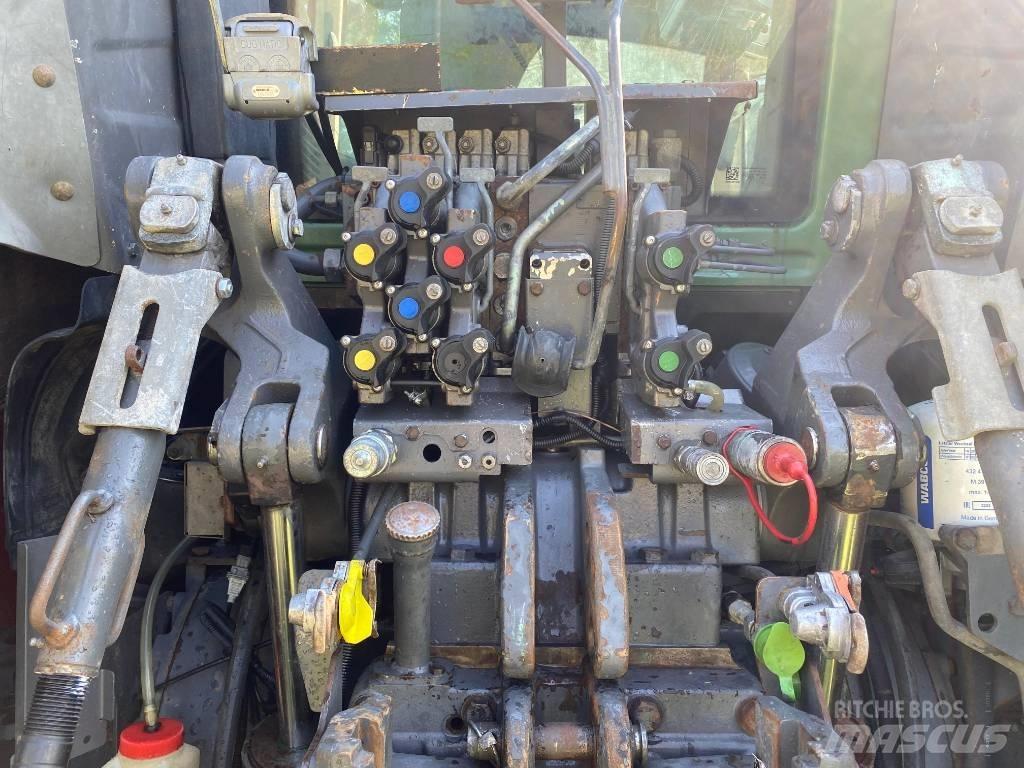 Fendt 933 Vario Traktori