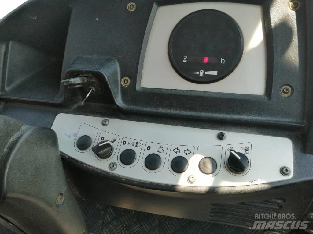 Bomag BW 177 D-4 Valjci sa jednim bubnjem